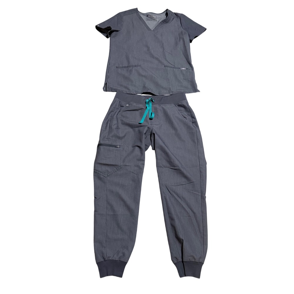 FIGS Graphite Gray Casma Top sz S & Zamora Joggers sz S petite Nurse Workwear
